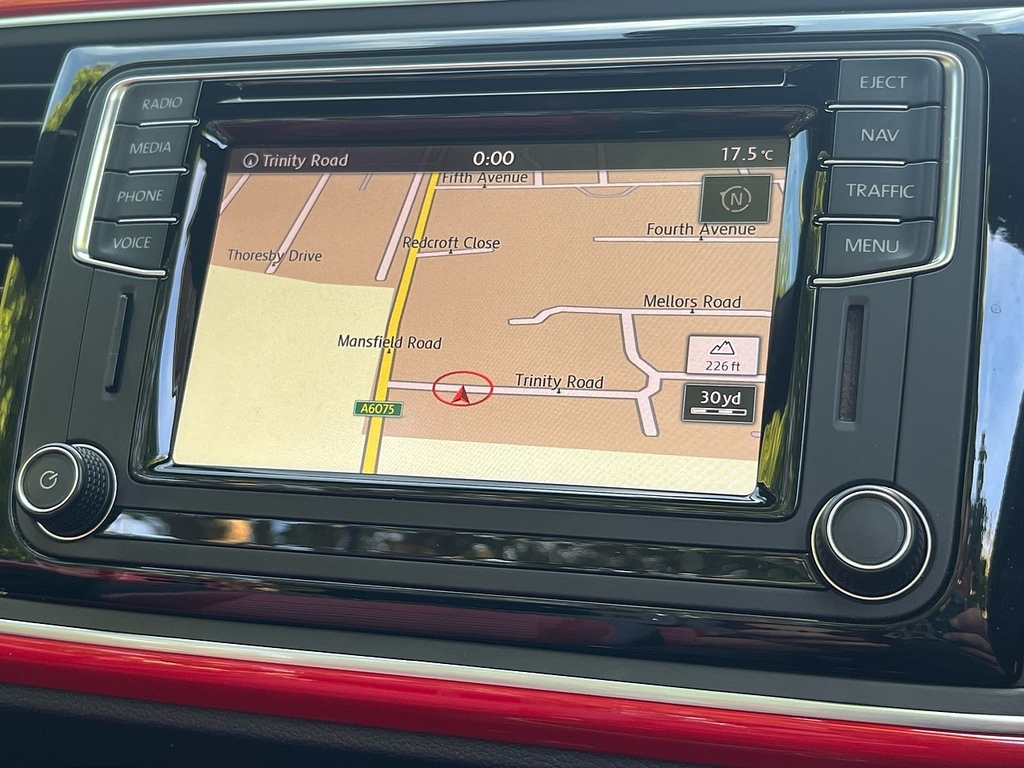 Volkswagen Beetle Beetle Tsi Bluemotion Technology Red #26