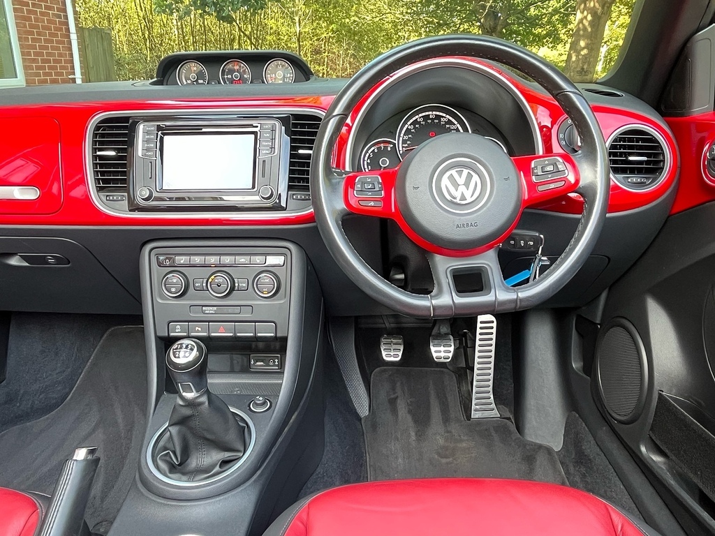 Volkswagen Beetle Beetle Tsi Bluemotion Technology Red #27