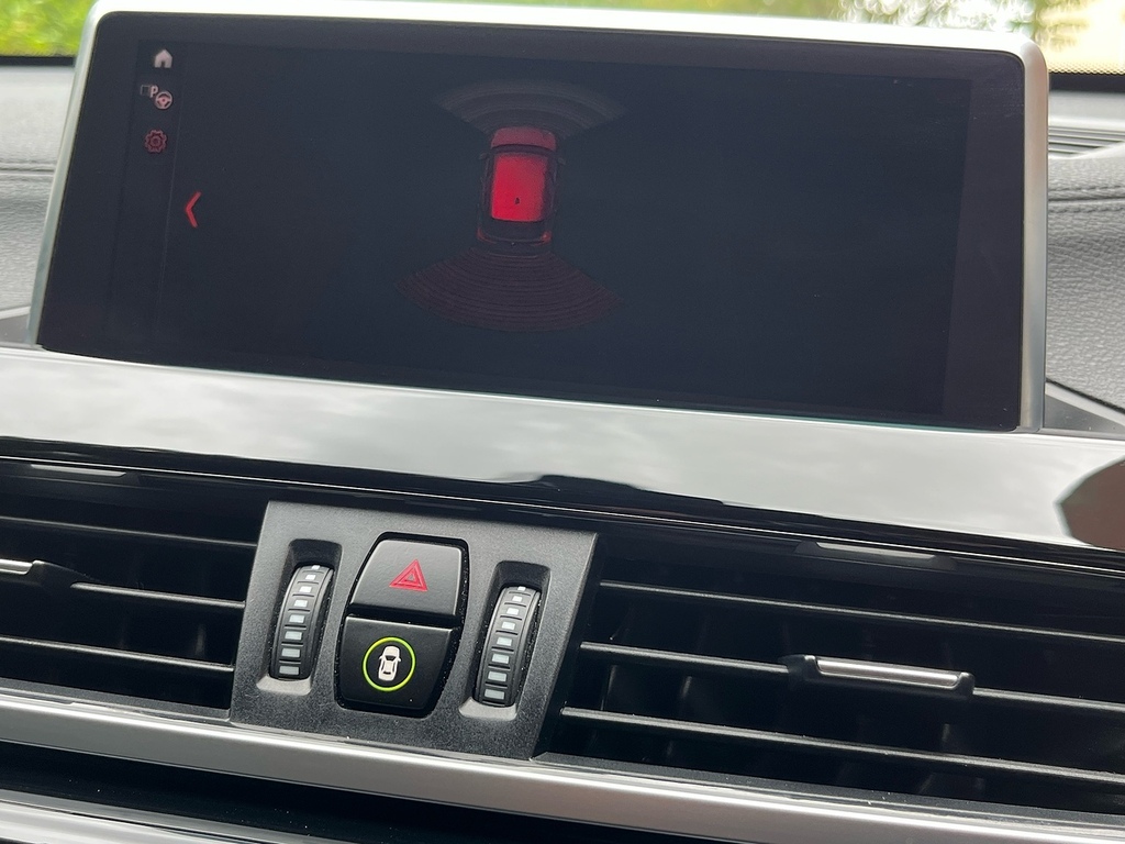 BMW X1 Suv Orange #2
