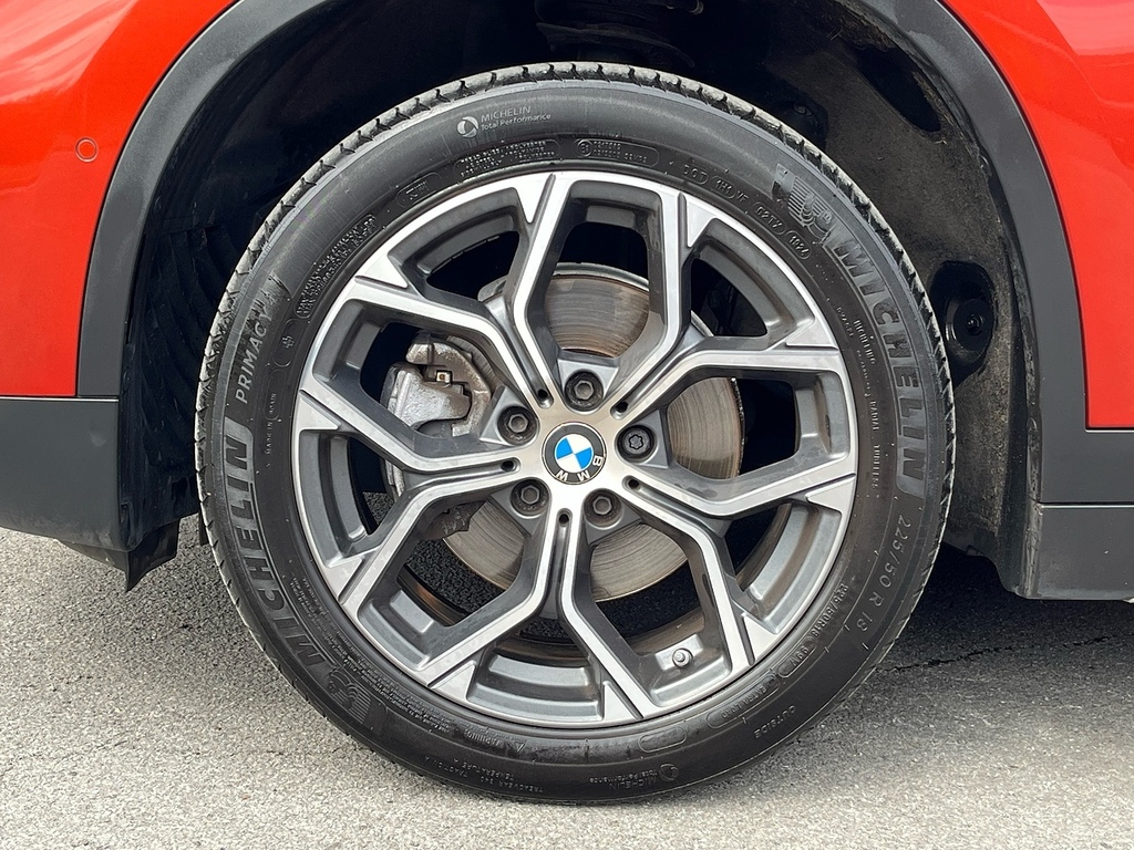 BMW X1 Suv Orange