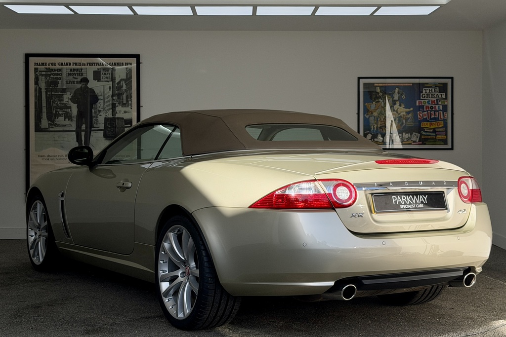 Jaguar XK 4.2 V8 Convertible  #4