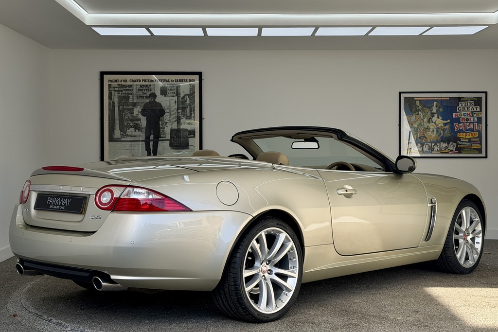 Jaguar XK 4.2 V8 Convertible  #2