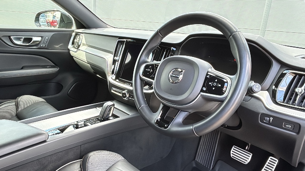 Volvo V60 2.0 B5p R Design 250 Ps Grey #6
