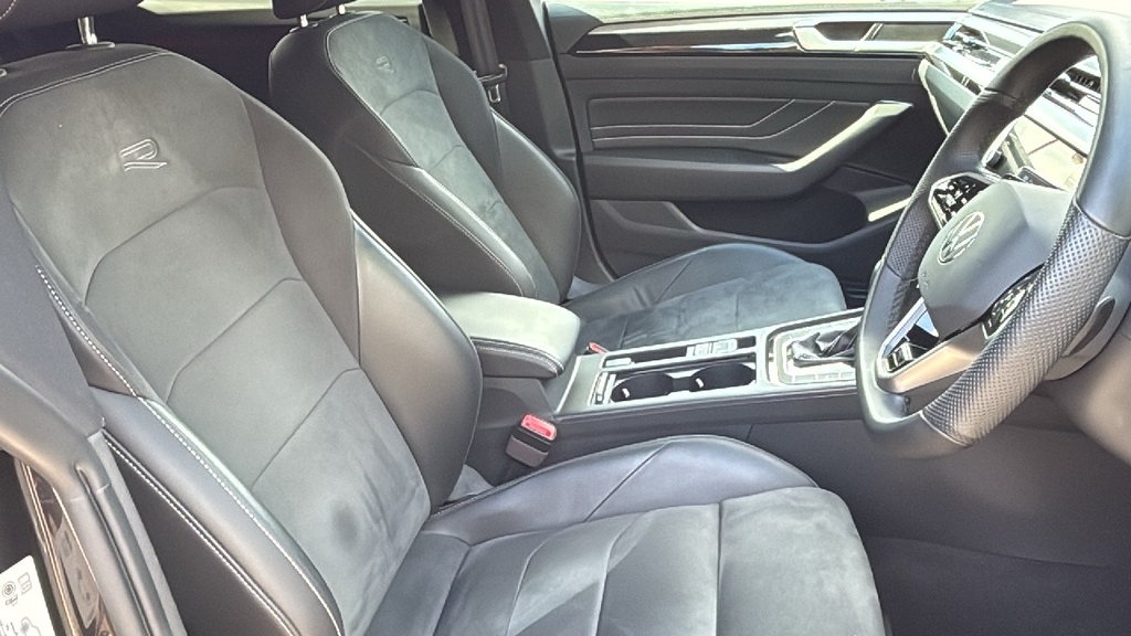 Volkswagen Arteon Hatchback Black #14