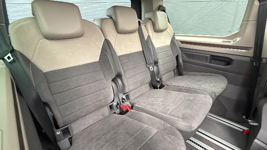 Volkswagen Multivan 2.0 Tdi Style Lwb Dsg Black #10