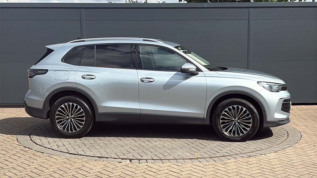 Volkswagen Tiguan 2.0 Tdi Match Dsg 0 Ps Silver #4