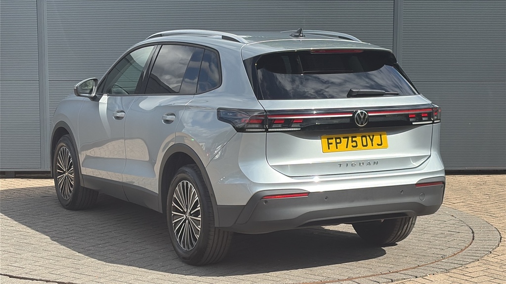 Volkswagen Tiguan 2.0 Tdi Match Dsg 0 Ps Silver #3