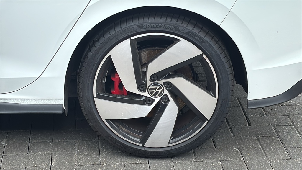 Volkswagen Golf 2.0 Tsi Gti 245 Ps White #5