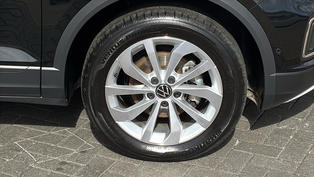 Volkswagen T-Roc 1.5 Tsi Match Dsg 0 Ps Black #5