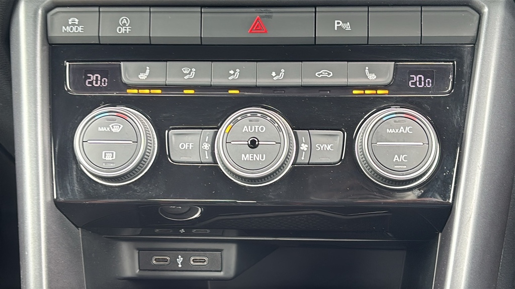 Volkswagen T-Roc Active Grey #31