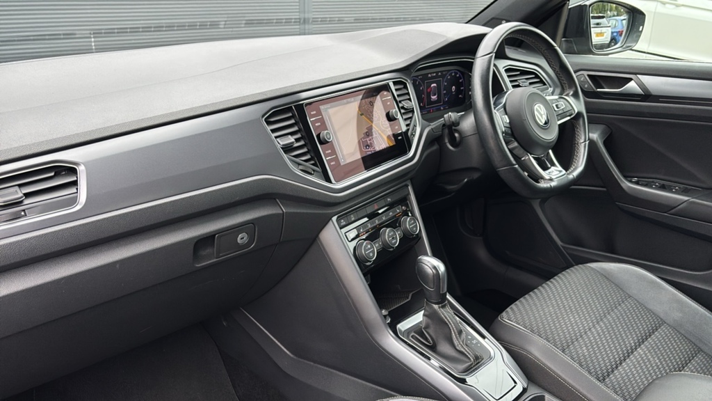 Volkswagen T-Roc Active Grey #2