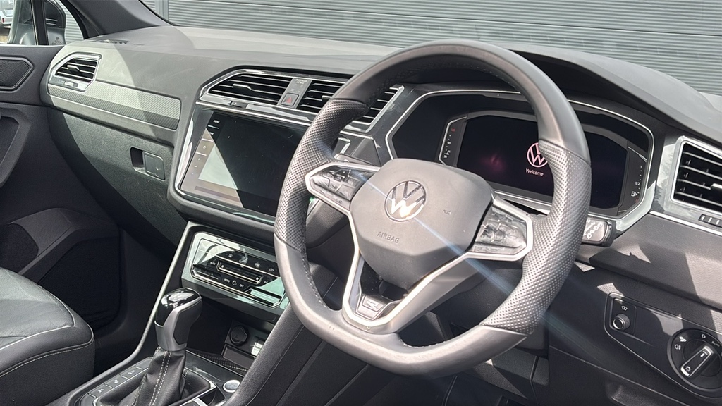 Volkswagen Tiguan 1.5 Tsi 150 R-line Dsg 0 Ps Black #6