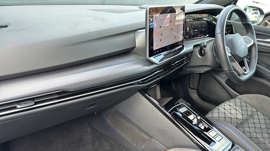 Volkswagen Golf 1.5 Etsi 150 R-line Dsg 150 Ps Silver #2