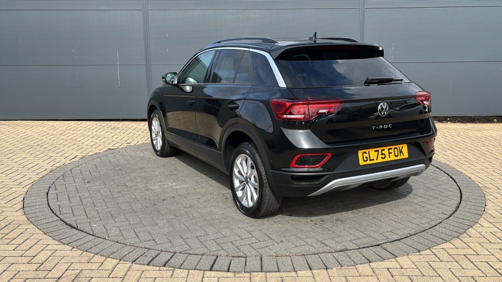 Volkswagen T-Roc 1.5 Tsi Match 150 Ps Black #3