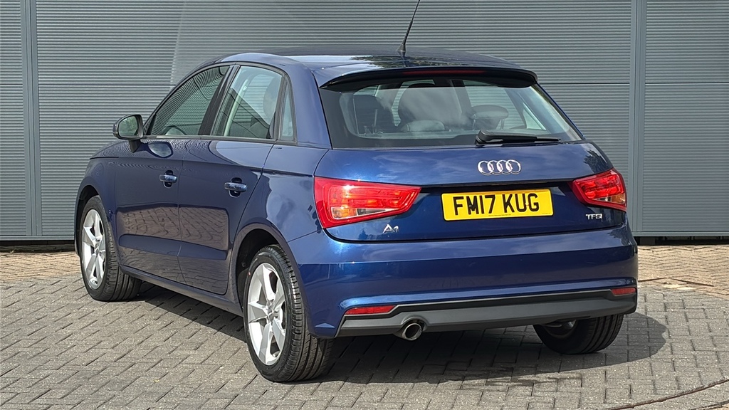 Audi A1 1.0 Tfsi Sport 0 Ps Blue #3
