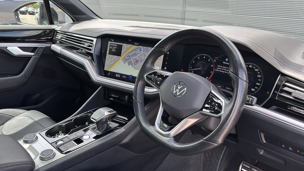 Volkswagen Touareg 3.0 V6 Tsi 4Motion Black Edition Tip 340 Grey #6
