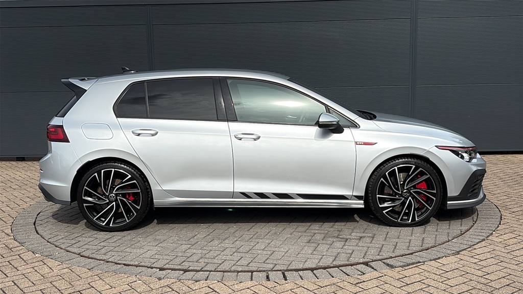 Volkswagen Golf 2.0 Tsi 300 Gti Clubsport Dsg 0 Ps Silver #4