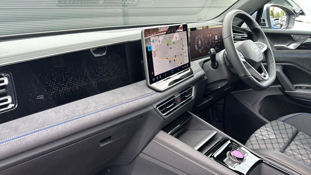 Volkswagen Tiguan 1.5 Etsi 150 R-line Dsg 150 Ps Silver #2