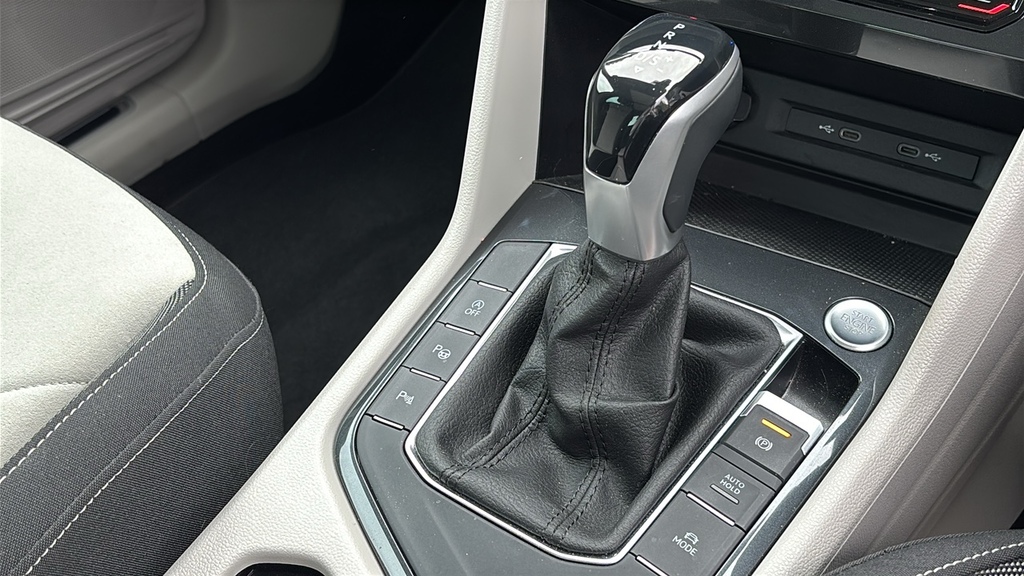 Volkswagen Tiguan R-line Grey #27