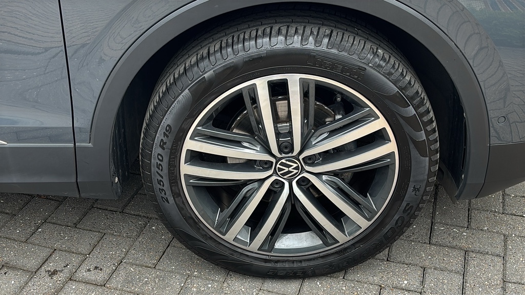 Volkswagen Tiguan R-line Grey #5