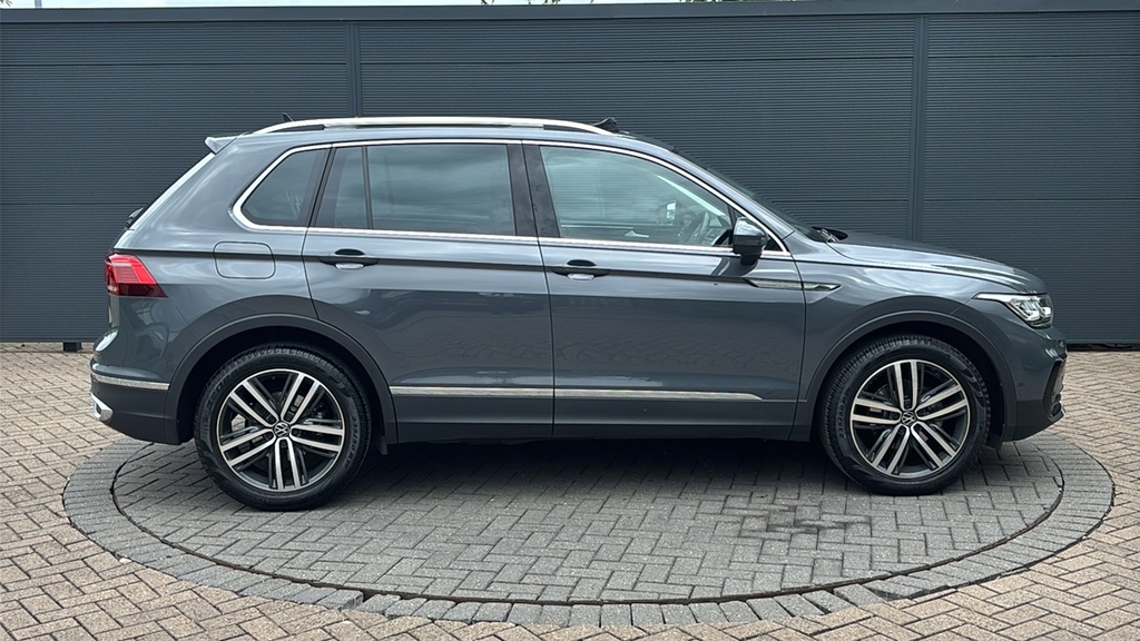 Volkswagen Tiguan R-line Grey #4