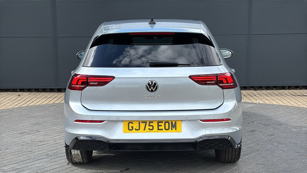 Volkswagen Golf 1.5 Tsi Match Save 7,000 White #9
