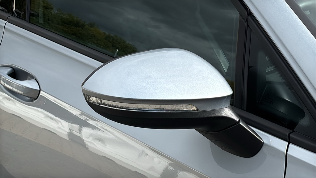 Volkswagen Golf 1.5 Tsi Match Save 7,000 White #13