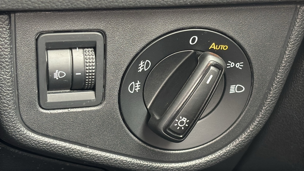 Volkswagen Taigo Suv Grey #31