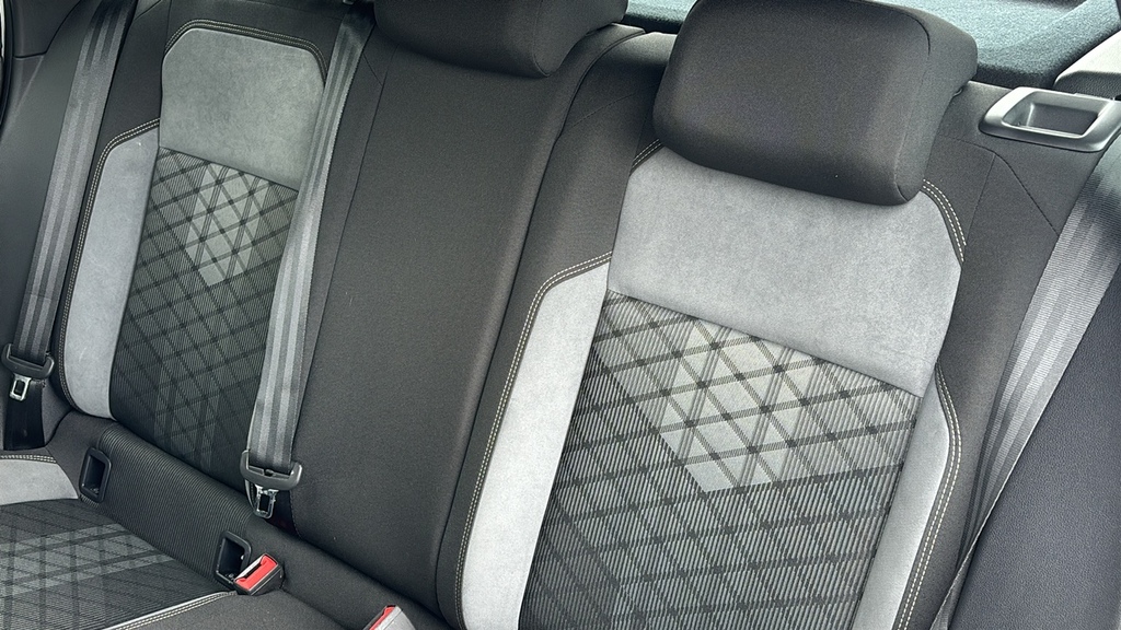 Volkswagen Taigo Suv Grey #8