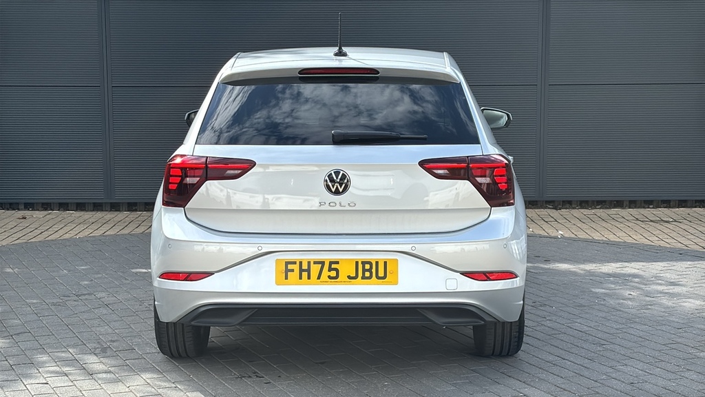 Volkswagen Polo Hatchback 1.2 Tsi Bluemotion Tech Match 201565 Red #9
