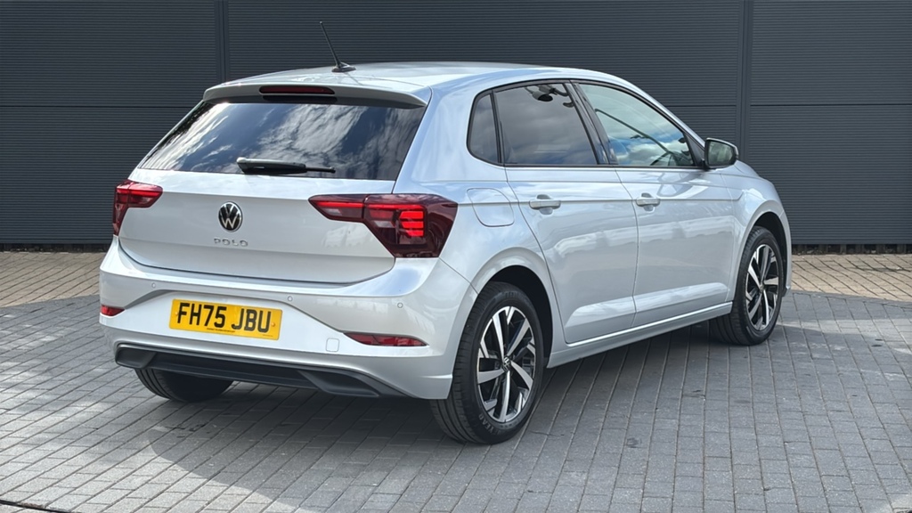 Volkswagen Polo Hatchback 1.2 Tsi Bluemotion Tech Match 201565 Red #10