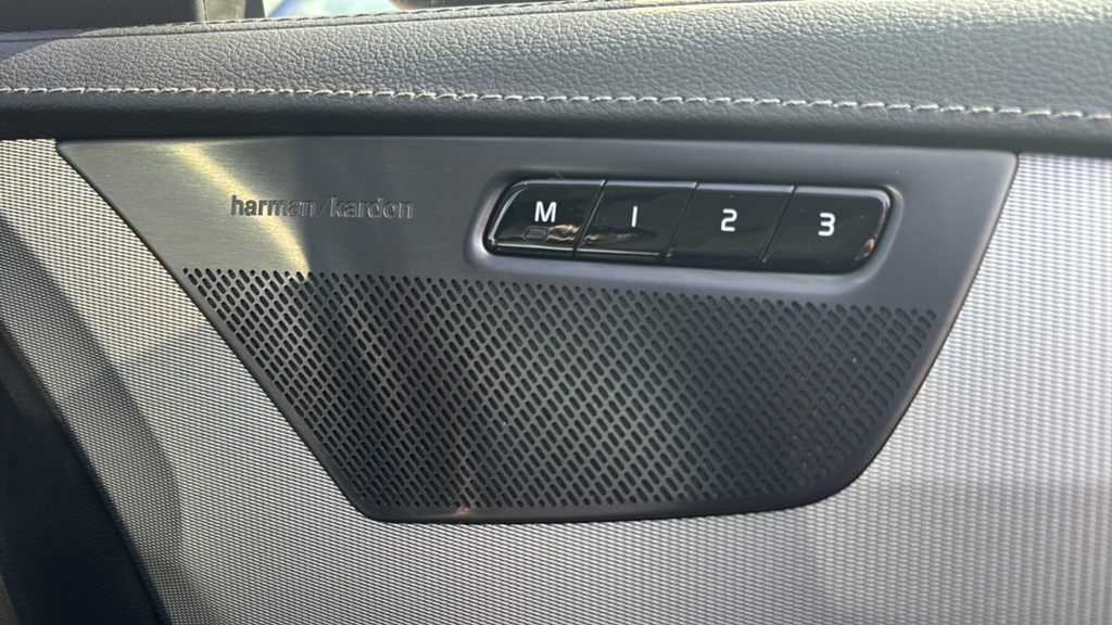 Volvo XC90 2.0 B5d 235 Plus Dark Awd Geartronic Black #20