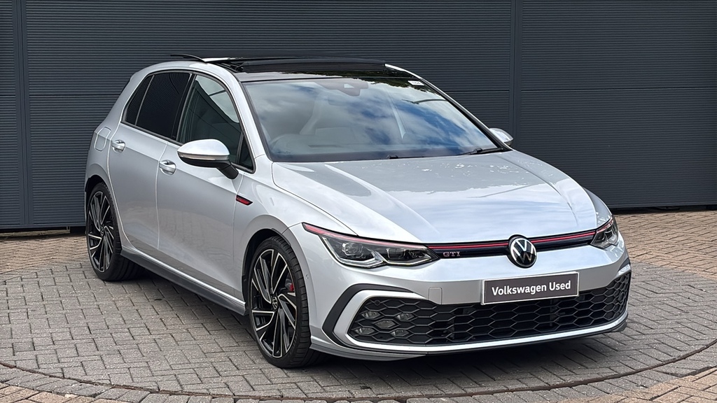 Volkswagen Golf 2.0 Tdi Life Dsg White #1