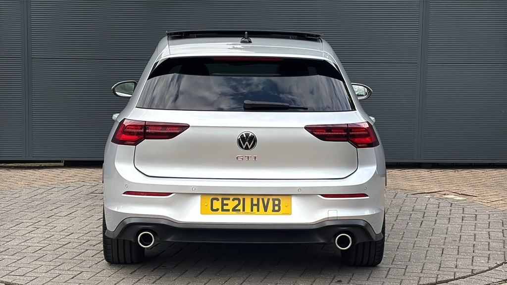 Volkswagen Golf 2.0 Tdi Life Dsg White #9