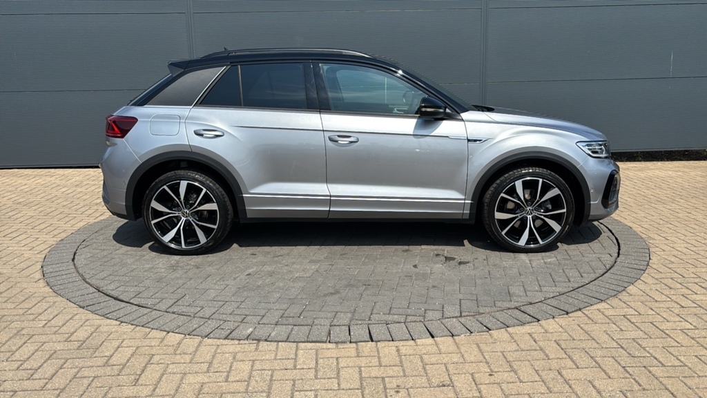 Volkswagen T-Roc 1.5 Tsi Black Edition Dsg 150 Ps Black #4