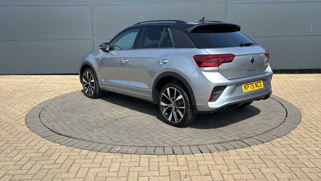 Volkswagen T-Roc 1.5 Tsi Black Edition Dsg 150 Ps Black #3