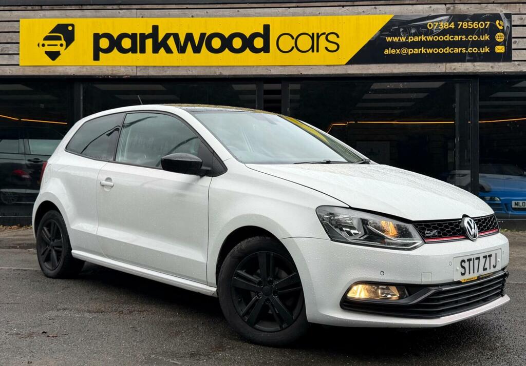 Volkswagen Polo Hatchback 1.2 Tsi Bluemotion Tech Match Edition Eu Black #2