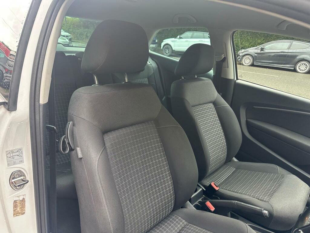 Volkswagen Polo Hatchback 1.2 Tsi Bluemotion Tech Match Edition Eu Black #16