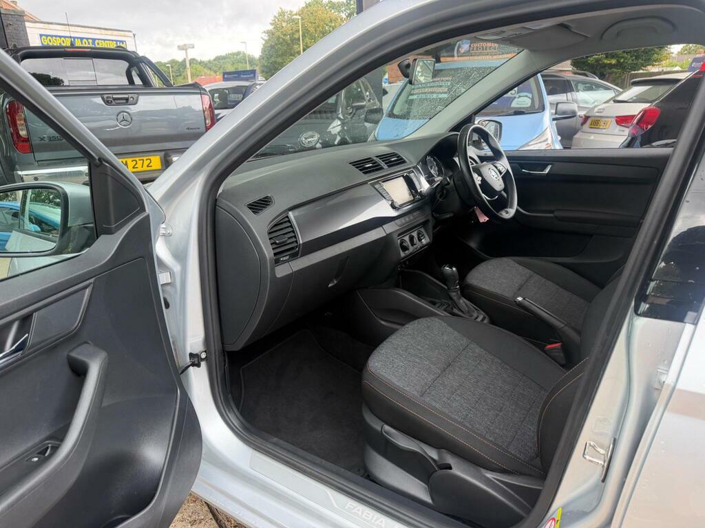 Skoda Fabia 2021  #18