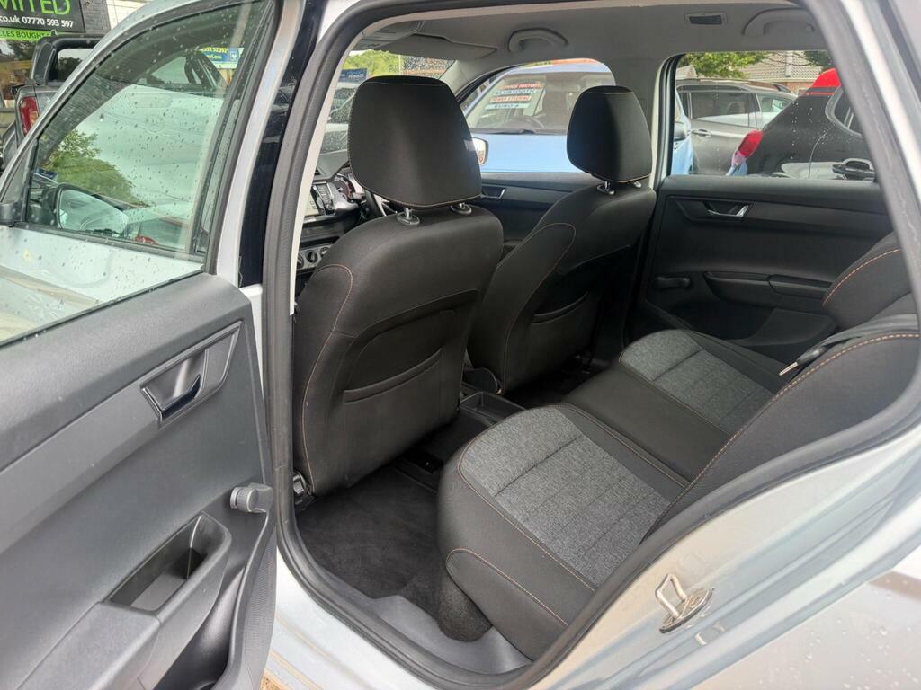Skoda Fabia 2021  #24