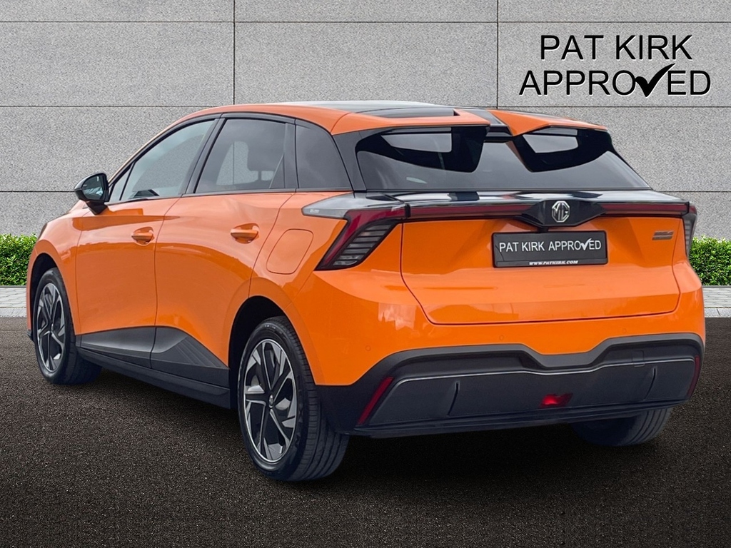 MG MG4 150Kw Trophy Ev Long Range 64Kwh AMZ7873 Orange #2