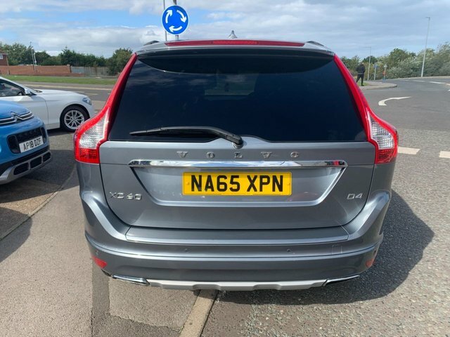 Volvo XC60 2.4L R-design Lux Nav Silver #5
