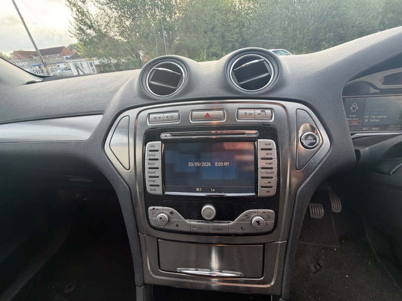 Ford Mondeo Edge Black #9