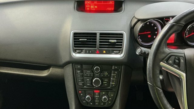 Vauxhall Meriva 2017 1.4I Tech Line Mpv Euro 6 Grey #2