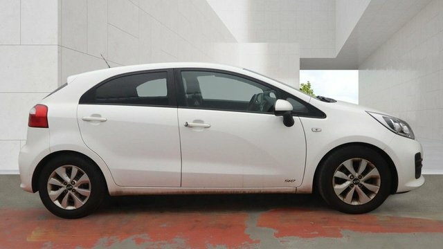 Kia RIO 1.3L Se Black #11