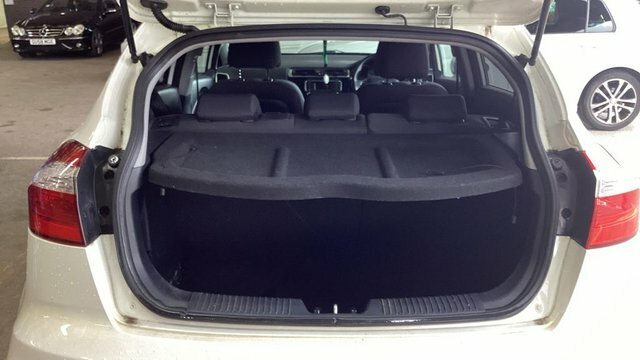 Kia RIO 1.3L Se Black #15