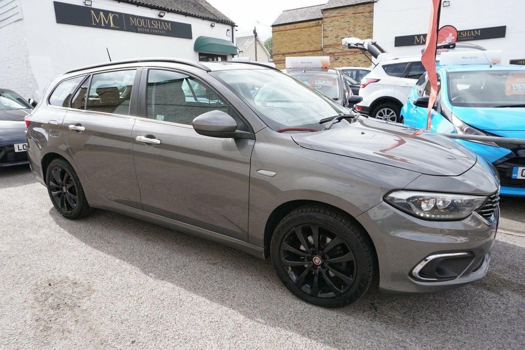 Fiat Tipo 1.6 Multijetii Lounge Euro 6 Ss Grey