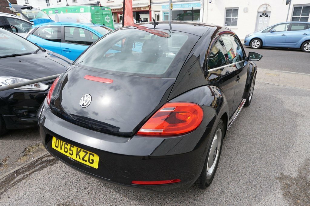 Volkswagen Beetle 2.0 Tdi Bluemotion Tech White #8
