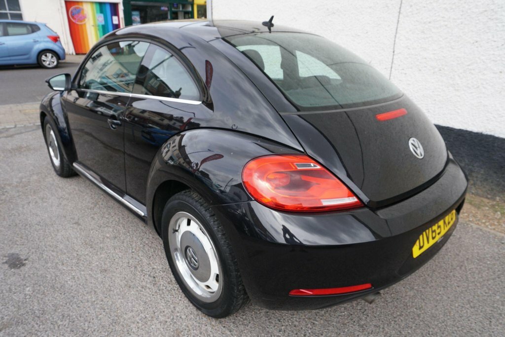 Volkswagen Beetle 2.0 Tdi Bluemotion Tech White #4