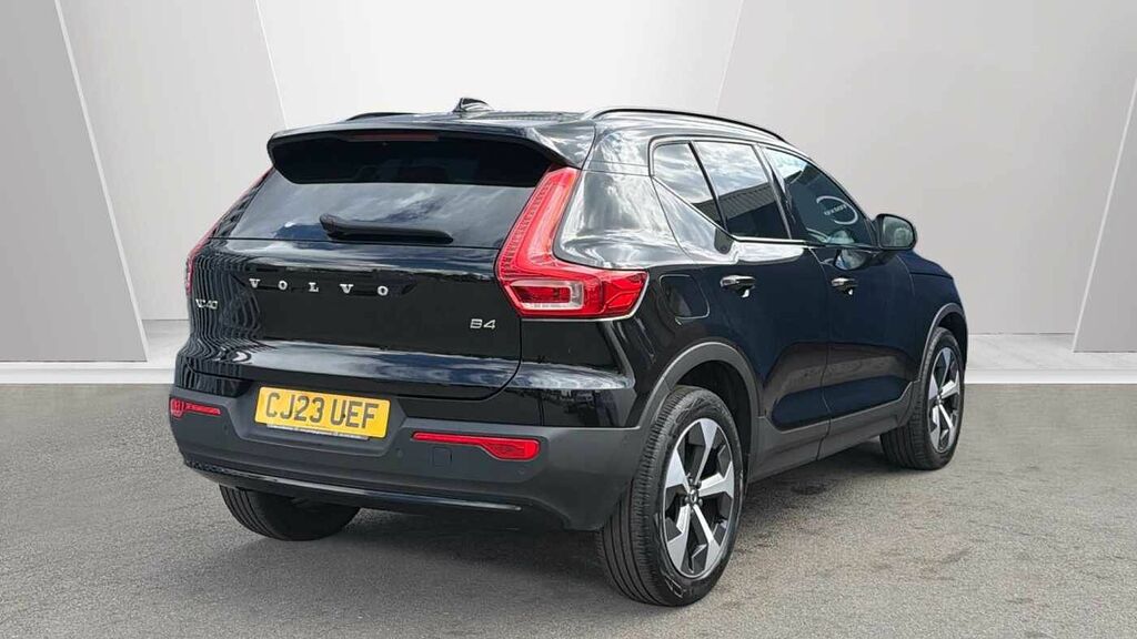 Volvo XC40 B4 194Bhp Ultimate Dark Mild Hybrid - Panoramic CJ23UEF Black #2
